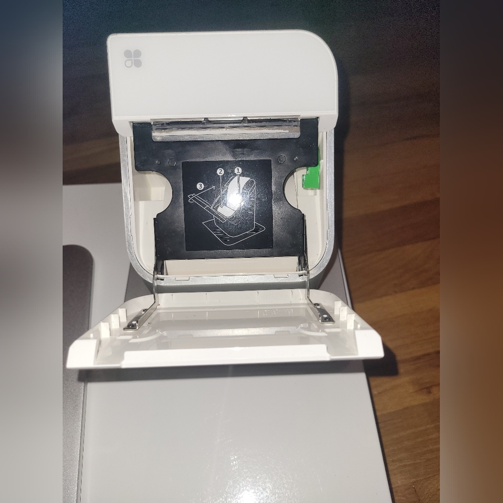 Clover POS System - Picture 4 of 7